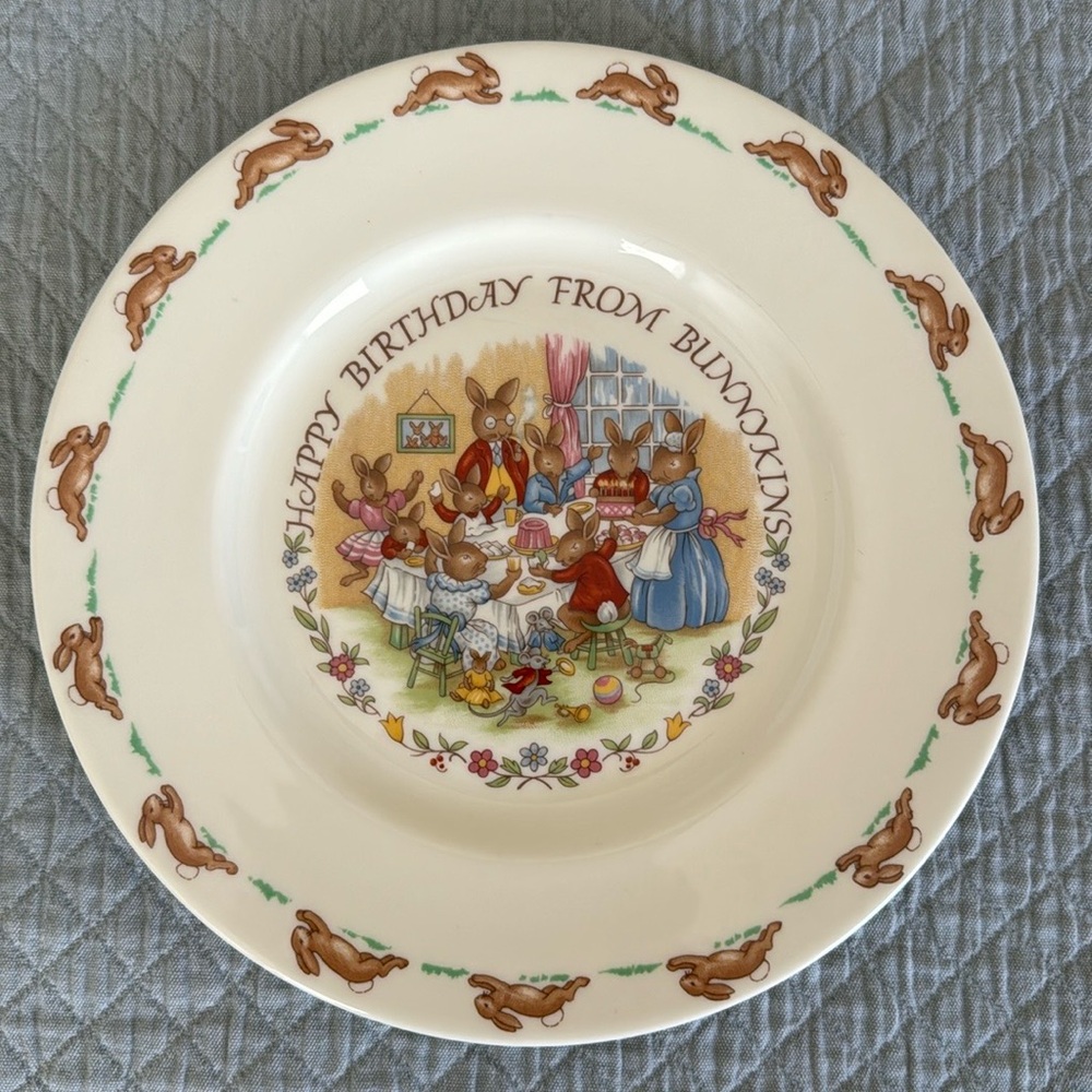 Bunnykins Royal Doulton Fine Bone China Happy Birthday Plate